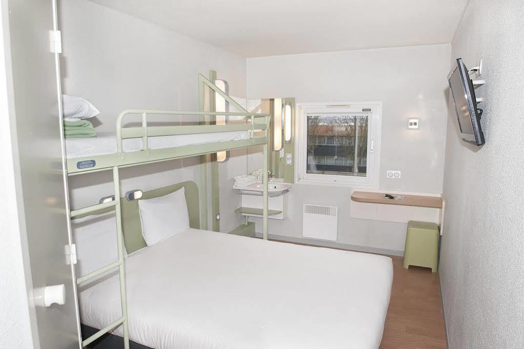 Ibis Budget Marne La Vallee Chelles Exteriör bild